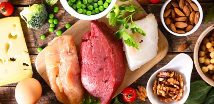 تغذیه ورزشی برای ورزشکاران استقامتی | بهترین دکتر تغذیه اصفهان | کلینیک راشا