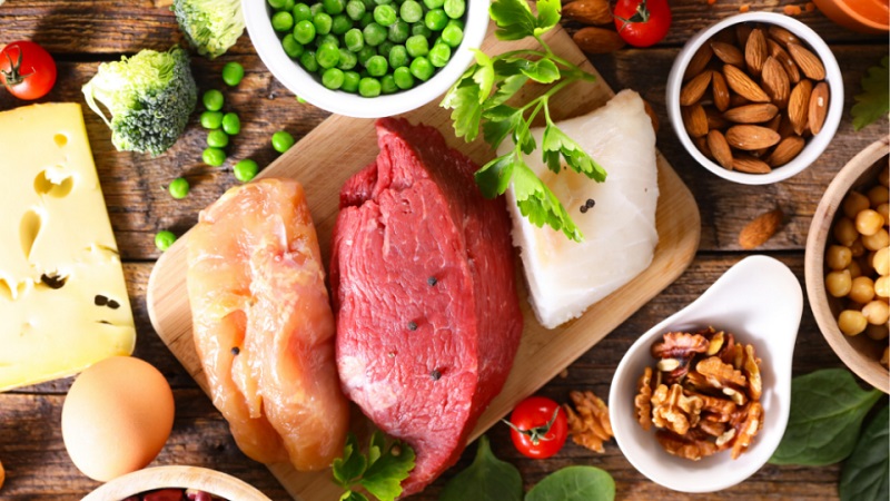 تغذیه ورزشی برای ورزشکاران استقامتی | بهترین دکتر تغذیه اصفهان | کلینیک راشا