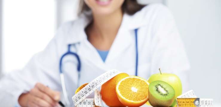 نقش دکتر تغذیه اصفهان در سلامت روان و انرژی روزانه شما | لاغری اصفهان | کلینیک راشا
