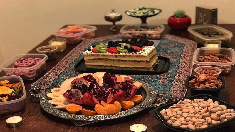 بهترین دکتر لاغری اصفهان | رژیم غذایی لاغری اصفهان | کلینیک پزشکی ورزشی راشا | تنقلات کم کالری شب یلدا